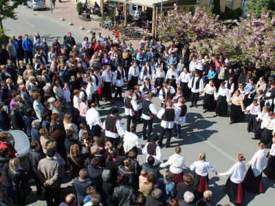 Vuzmenim kolom u Virju i Šemovcima mještani proslavili Uskrsni ponedjeljak